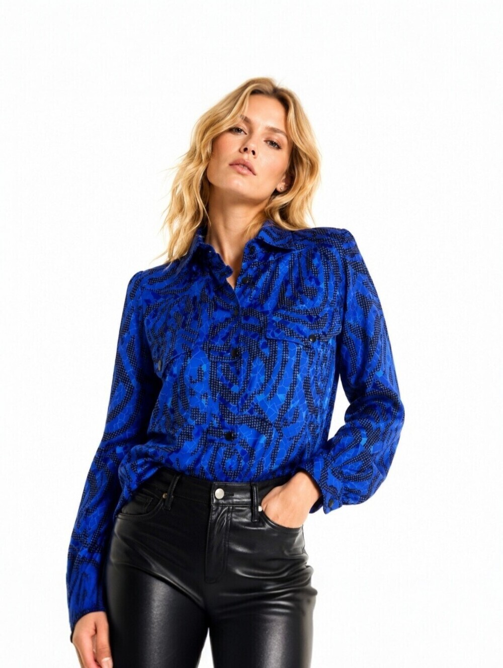 Vintage Francesca of Damon Silk Blouse 6 Blue Animal Print Neiman Marcus